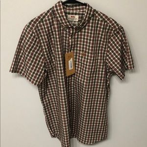 Fjall Raven Ovik laurel green button down